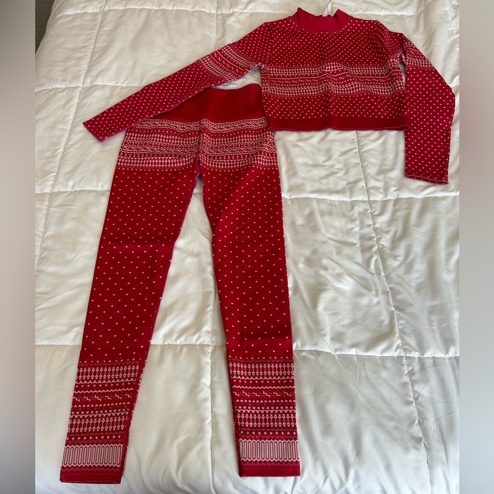 Fabletics Holiday Activewear Set - image 1